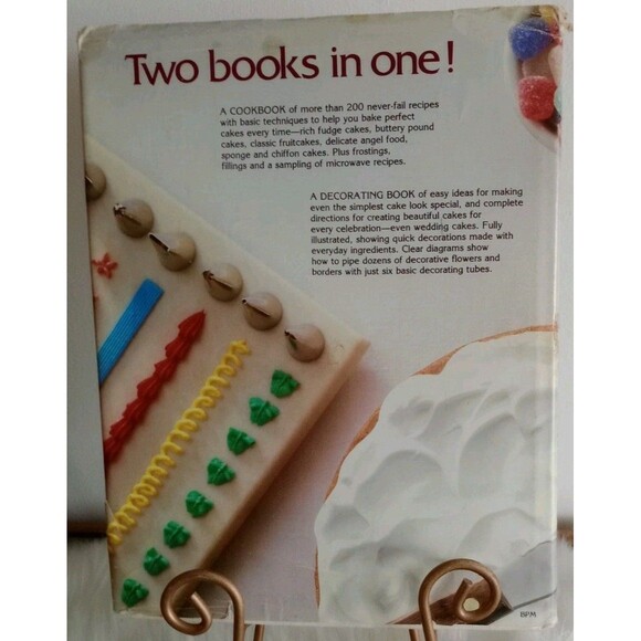 Farm Journals Complete Cake Decorating Book Hardcover 200 Recipes GOOD - Picture 4 of 5